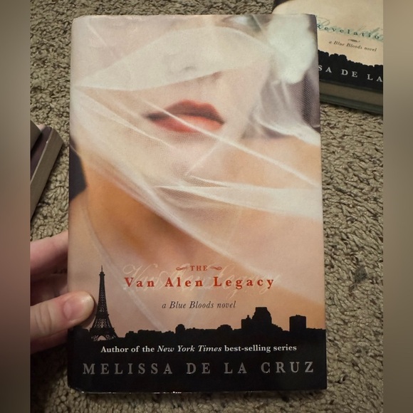 Blue Bloods by Melissa de la Cruz books set of 4 - Picture 7 of 15